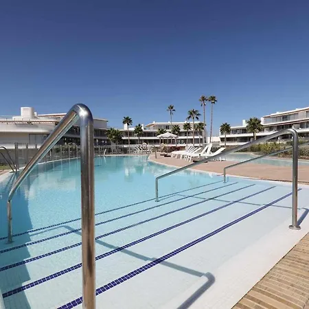Apartment Theedgebythesea Rhino *