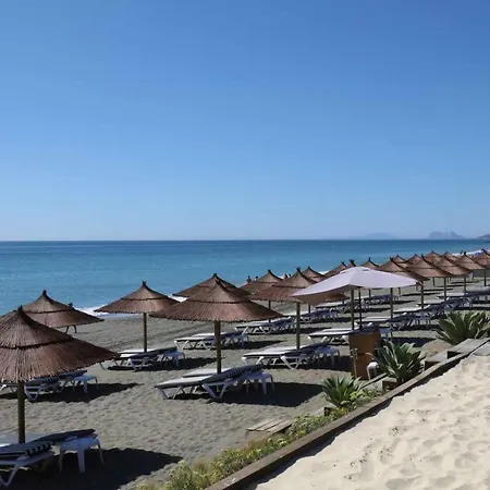 Theedgebythesea Rhino Apartment Estepona